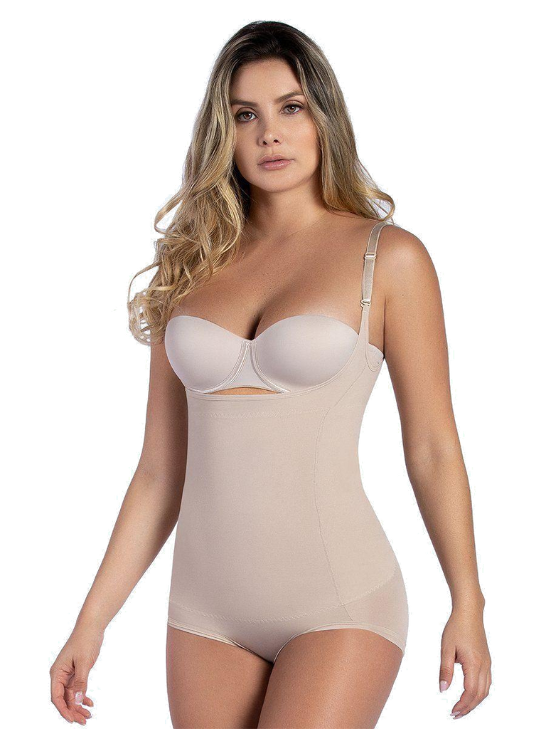 Streamlined Silhouettes: The Benefits of Using ReoRia Bodysuits as  Shapewear