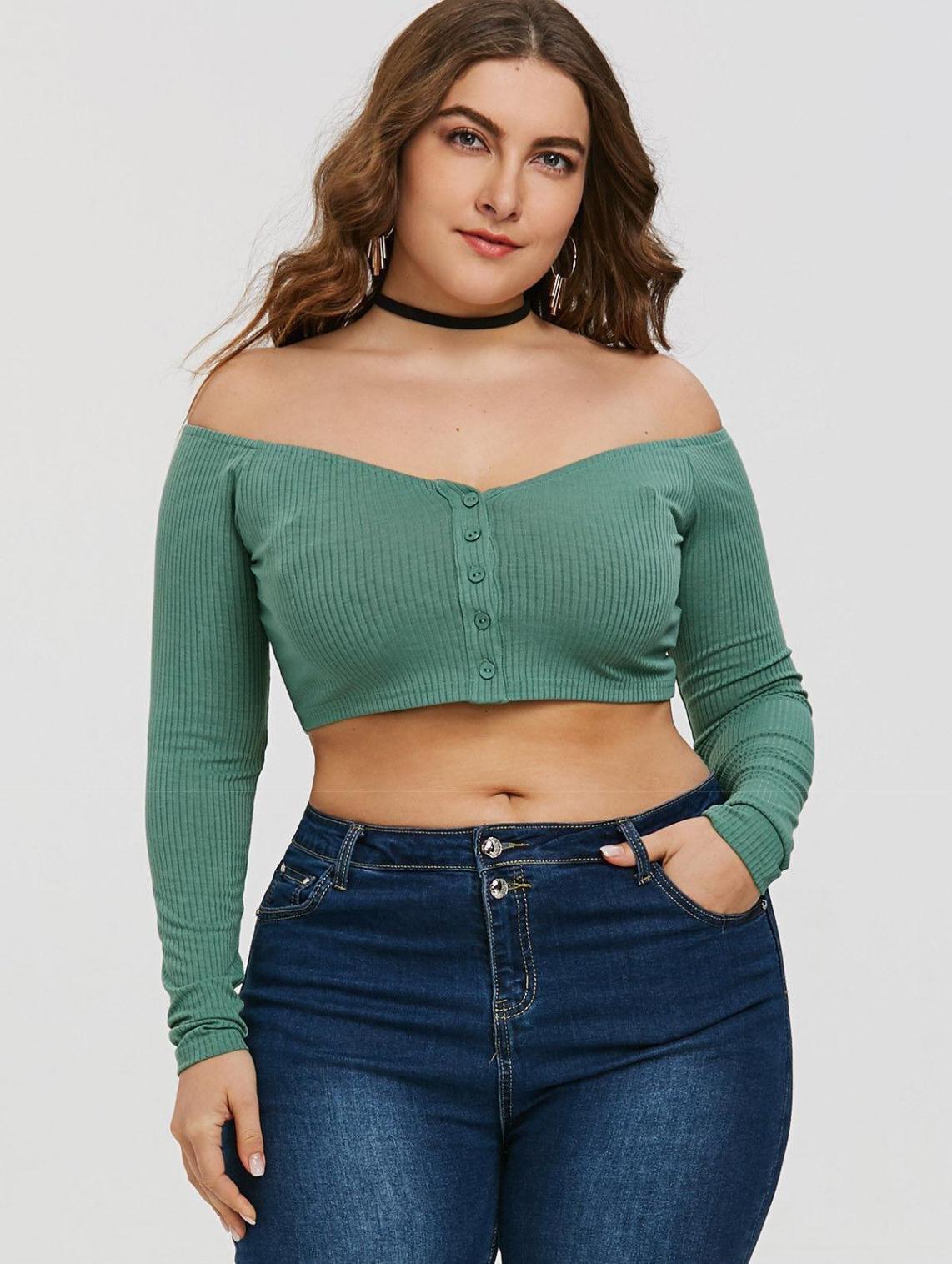 Body-Positive Fashion: Redefining Beauty Standards with ReoRia Crop Tops - REORIA