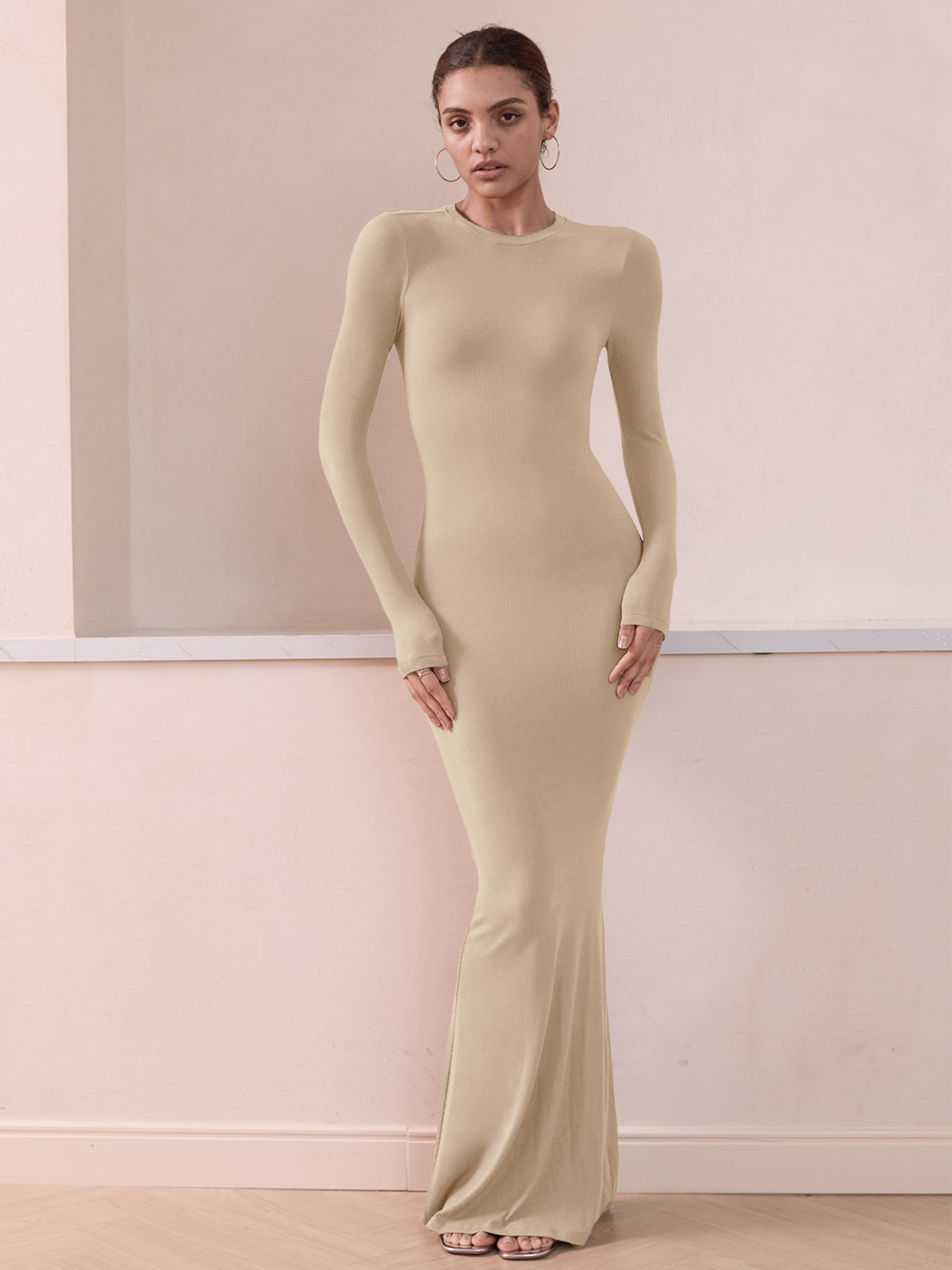 Crew-neck Long Dress Maxi Dresses – REORIA Crew-neck Long Dress Maxi Dresses – REORIA