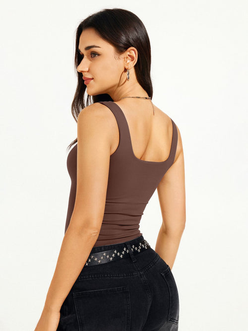 Regata cropped básica de gola quadrada forrada
