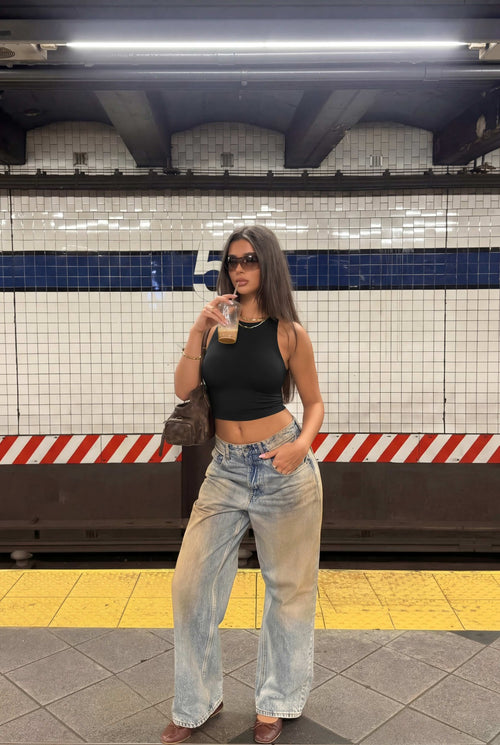 Regatas Cropped Sem Manga com Gola Halter