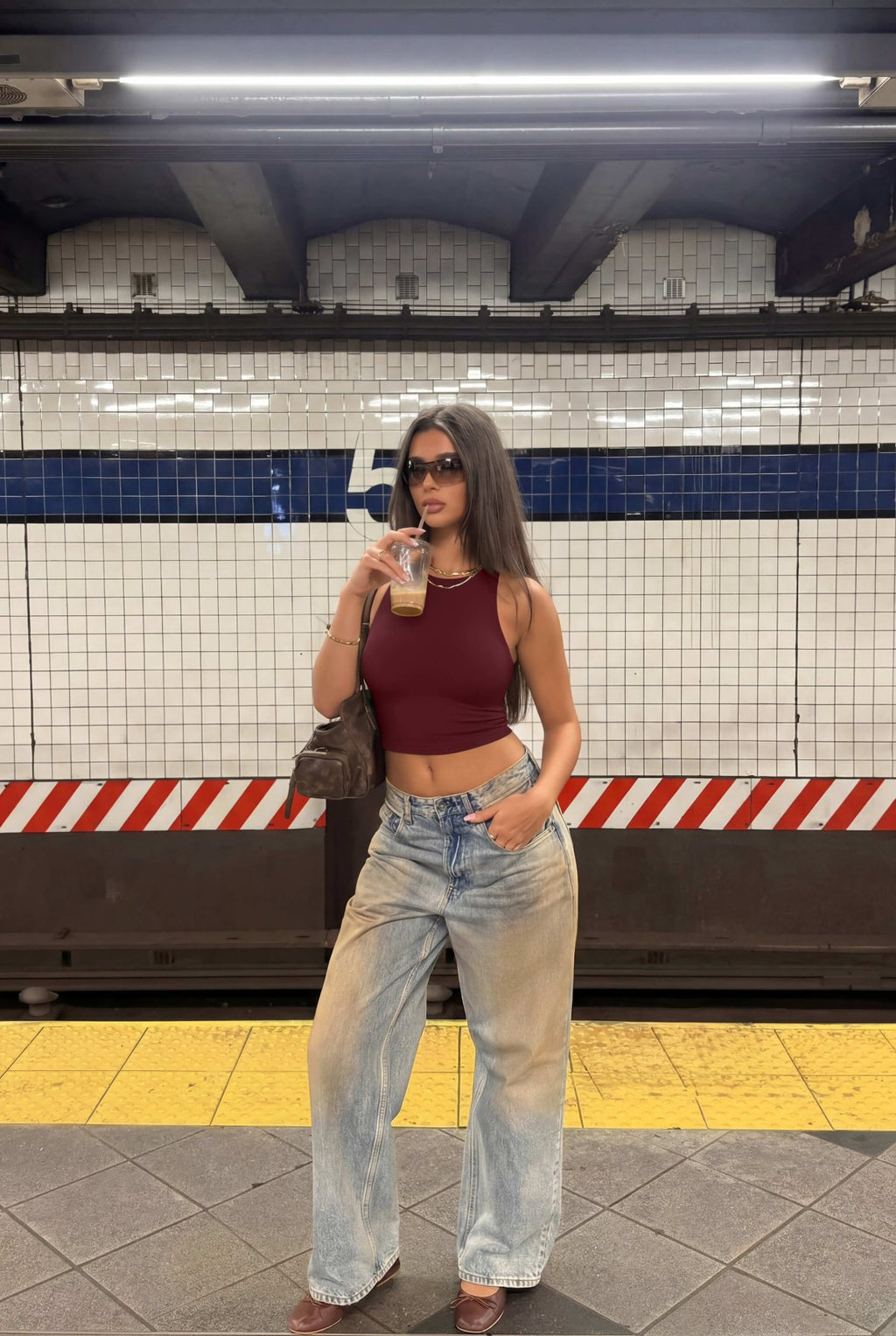 Sleeveless Halter Neck Tank Crop Tops