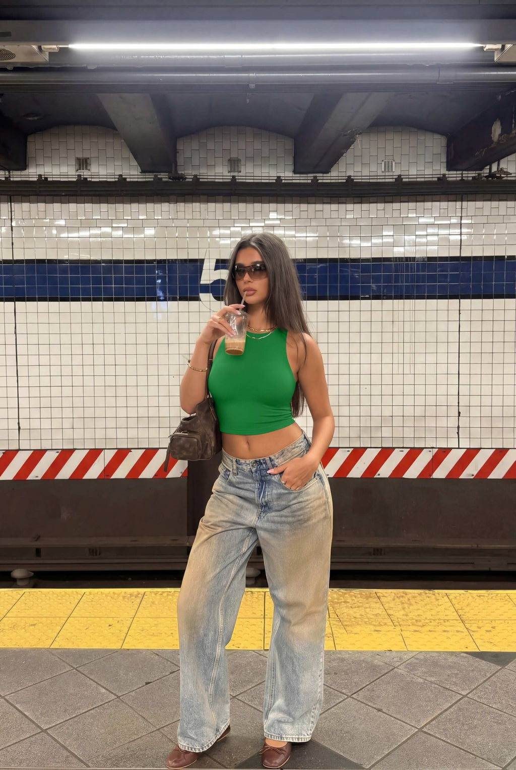 Sleeveless Halter Neck Tank Crop Tops