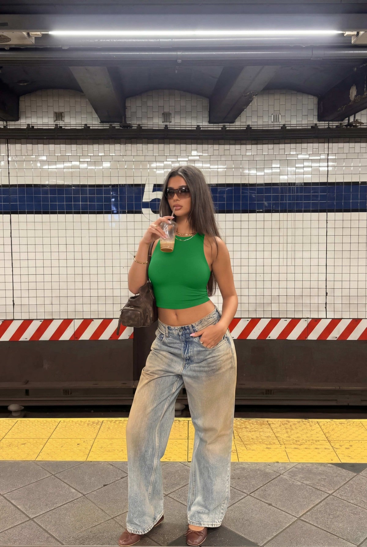 Sleeveless Halter Neck Tank Crop Tops
