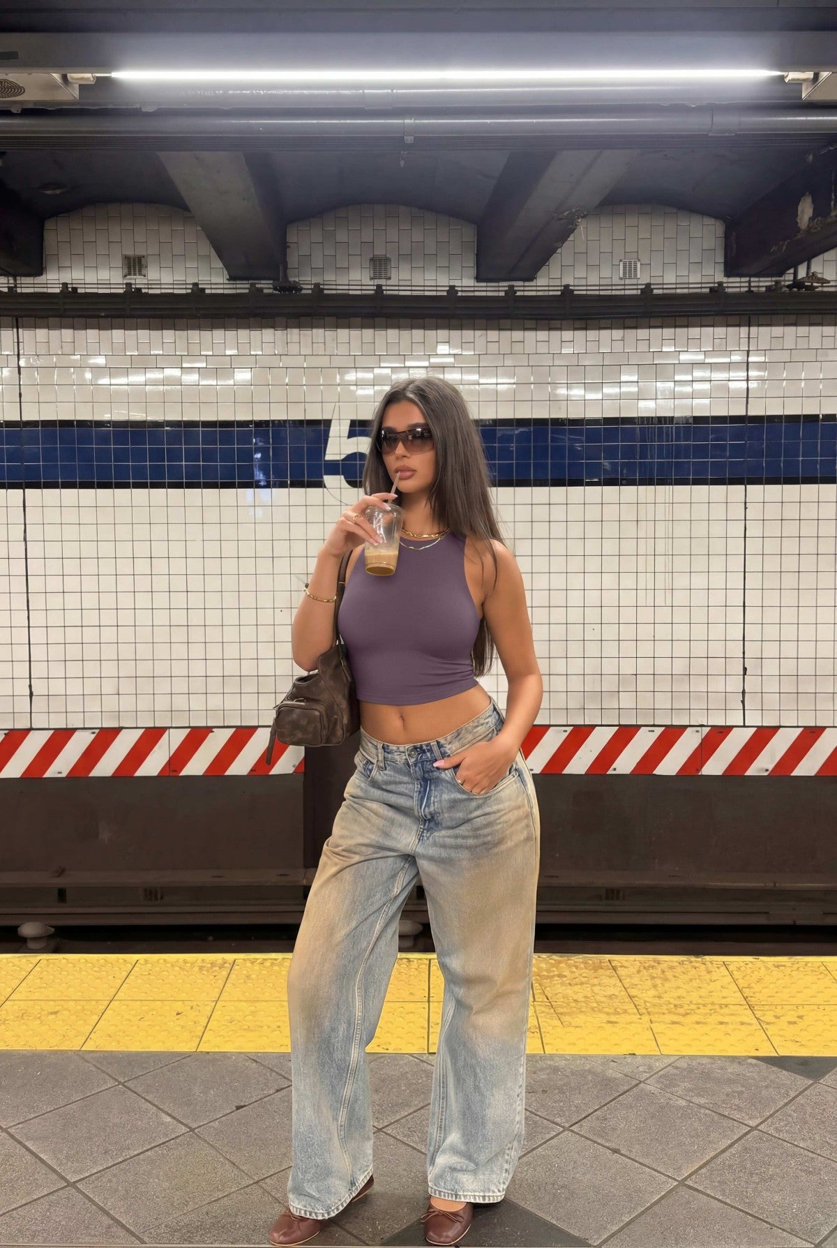 Sleeveless Halter Neck Tank Crop Tops