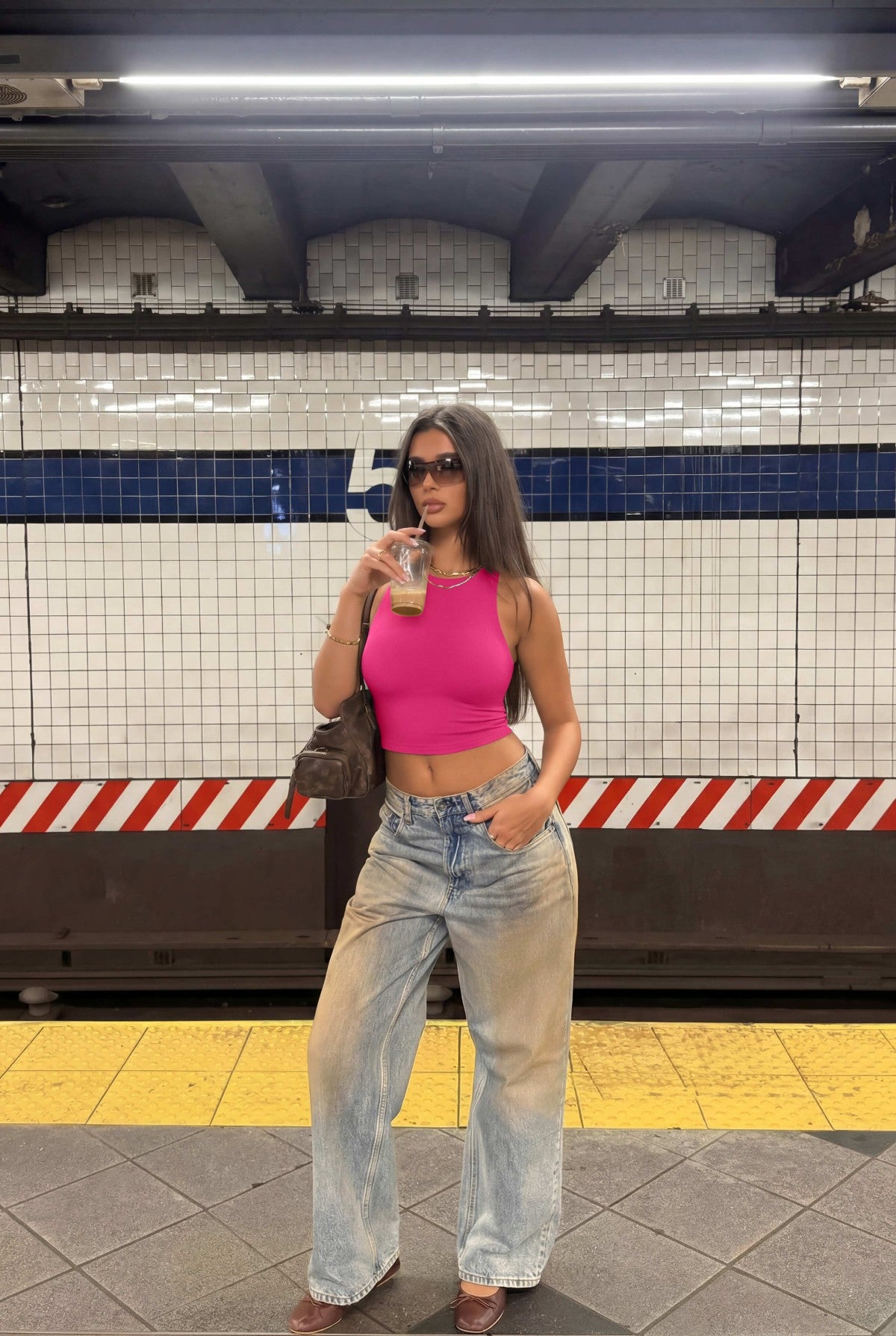 Sleeveless Halter Neck Tank Crop Tops